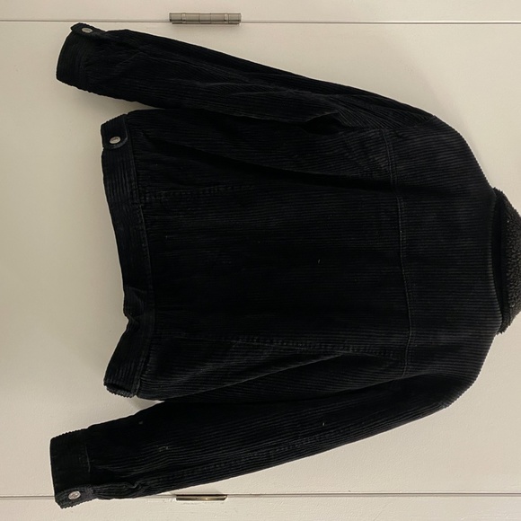 [SOLD] Forever 21 Corduroy Sherpa Jacket - Picture 2 of 3